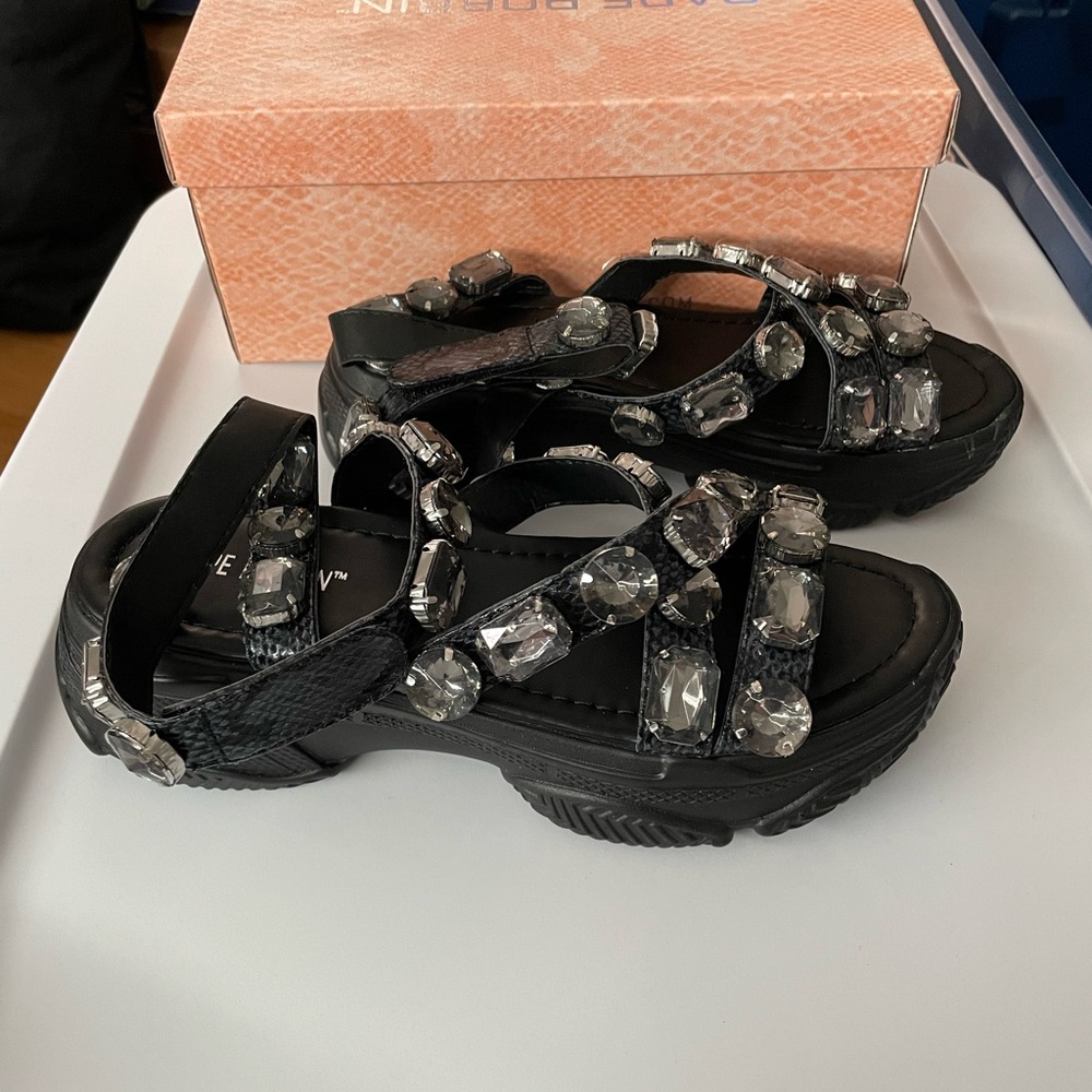 Cape Robbin dark sparklin’ strut platform sandals
Black - Picture 3 of 7
